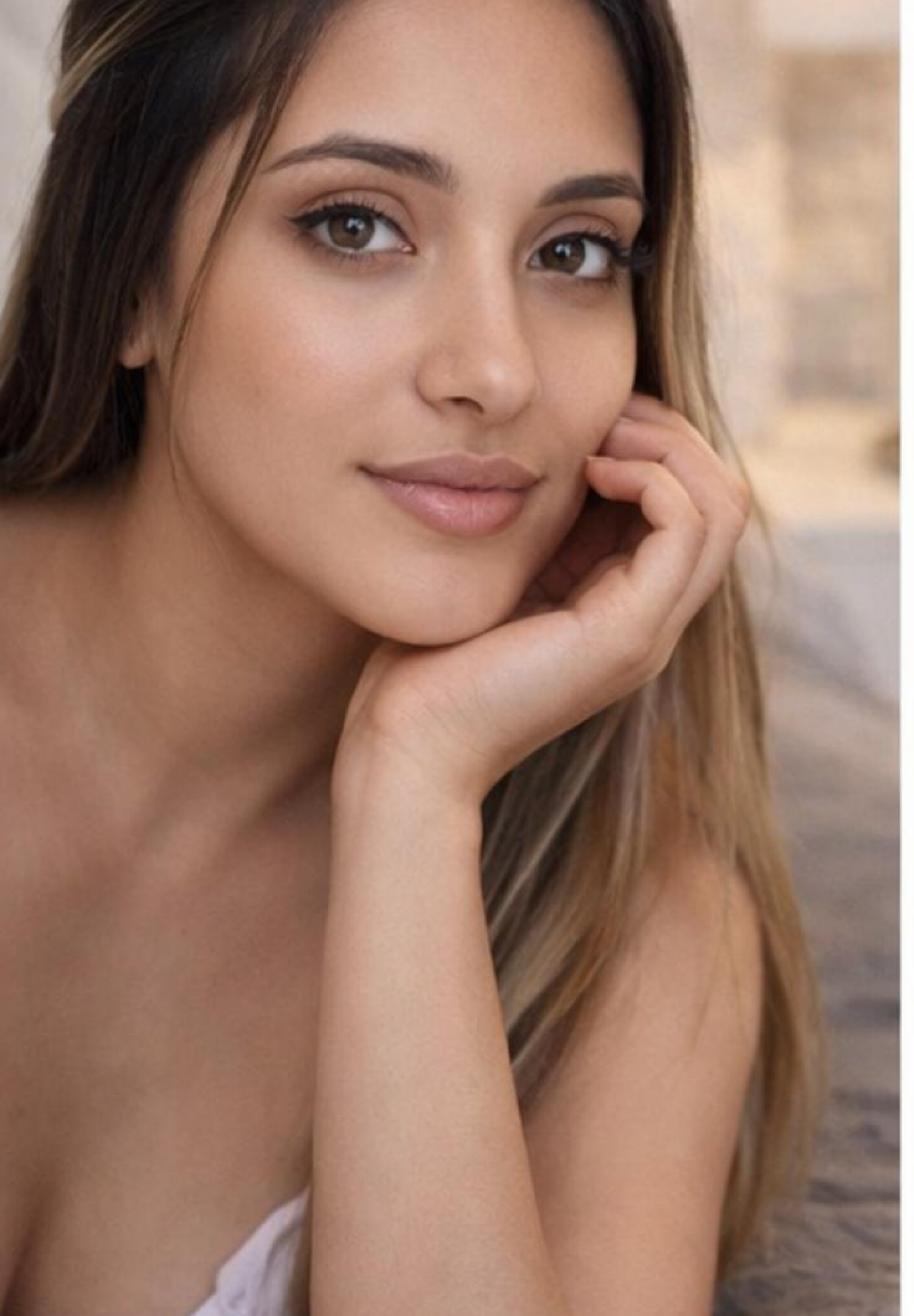 photo-Madonna-callgirls-Escort-frankfurt-bad-homburg-sexy-video-porn-subscription-Switch-switch-succubus-Sienna_4